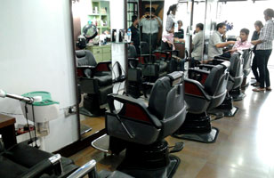 Crazy Looks Salon (Unisex)