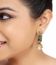 Kshitij Green Heavenly Pendant Necklace Set
