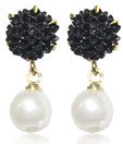OPS. Magnificent Pearl Earrings DSNER28