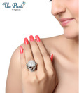 Pari Sparkling Skull Ring