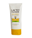 Lacto Calamine Sun Shield Dry to Normal Skin SPF 30 50 Ml