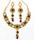 Touchstone Golden Floral Kundan Necklace Set