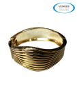 Vendee Alluring Golden Bangle