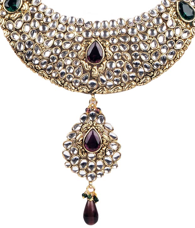 Adhira Extravagant Traditional Design Jadau Necklace Set