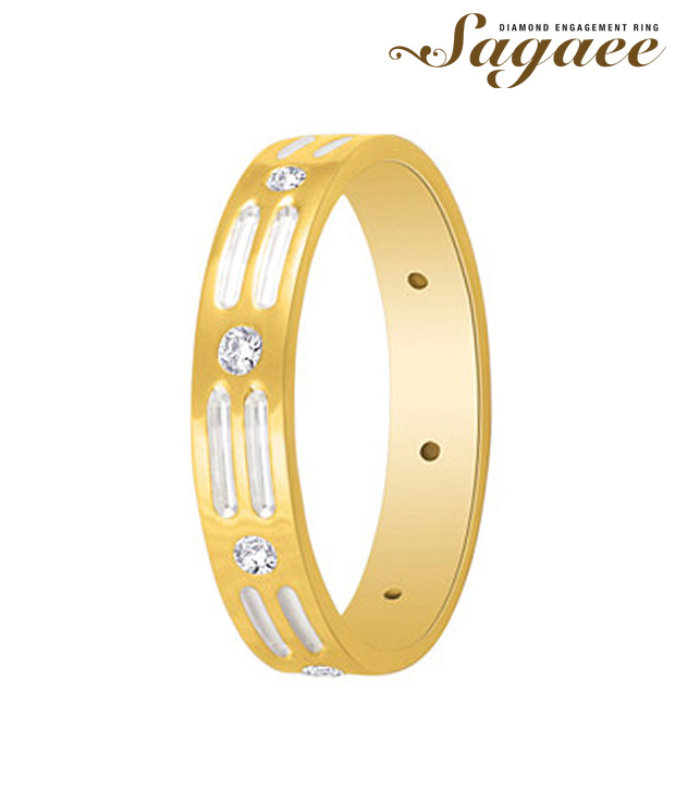 Sagaee Diamond Studded Resplendent Gold Band Ring