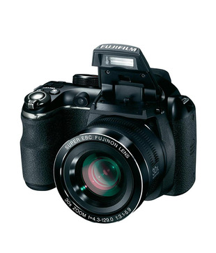 Fujifilm Finepix S4500 14 MP Semi-SLR Camera (Black)