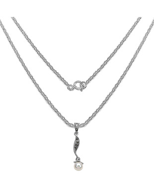 Johareez Magnificent Pearl Pendant with Chain