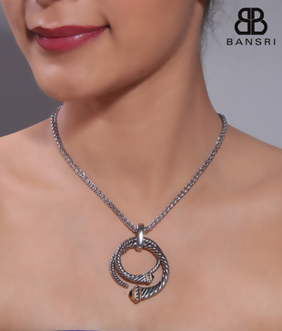 Bansri Trendy Infiniti Disc Pendant Set