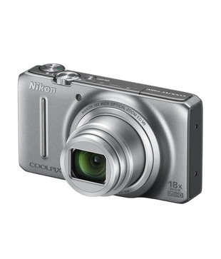 Nikon Coolpix S9200 16MP Point & Shoot Digital Camera (Silver)