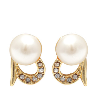 Sia Elegant Pearl Necklace Set