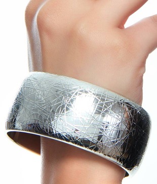 Pari Contemporary Bangle